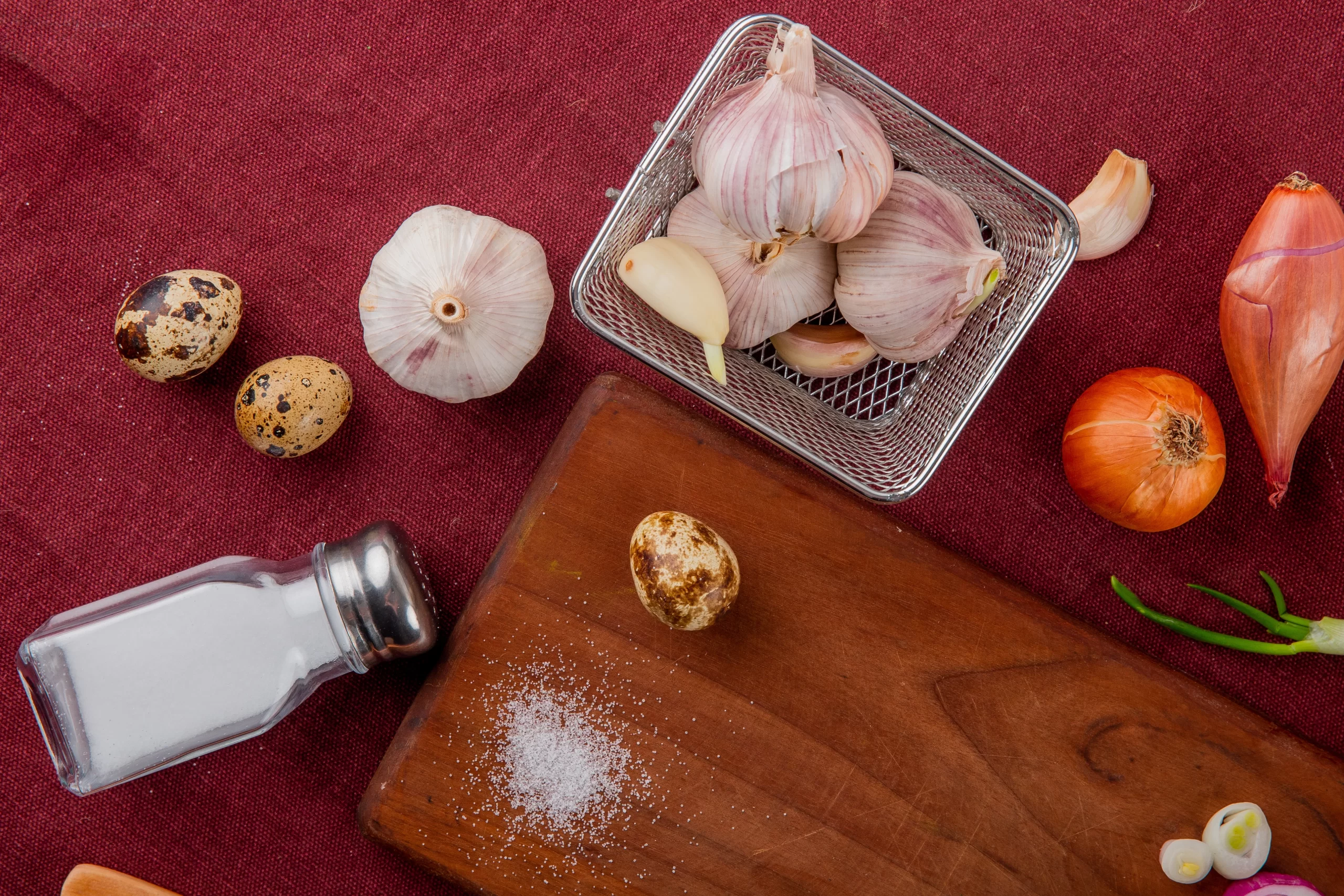 6 Reasons for Seniors to Eat Garlic